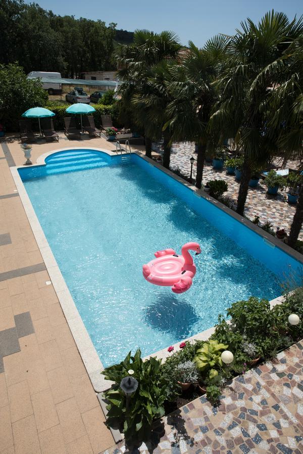 Apartments Paradis Rovinj Exterior photo
